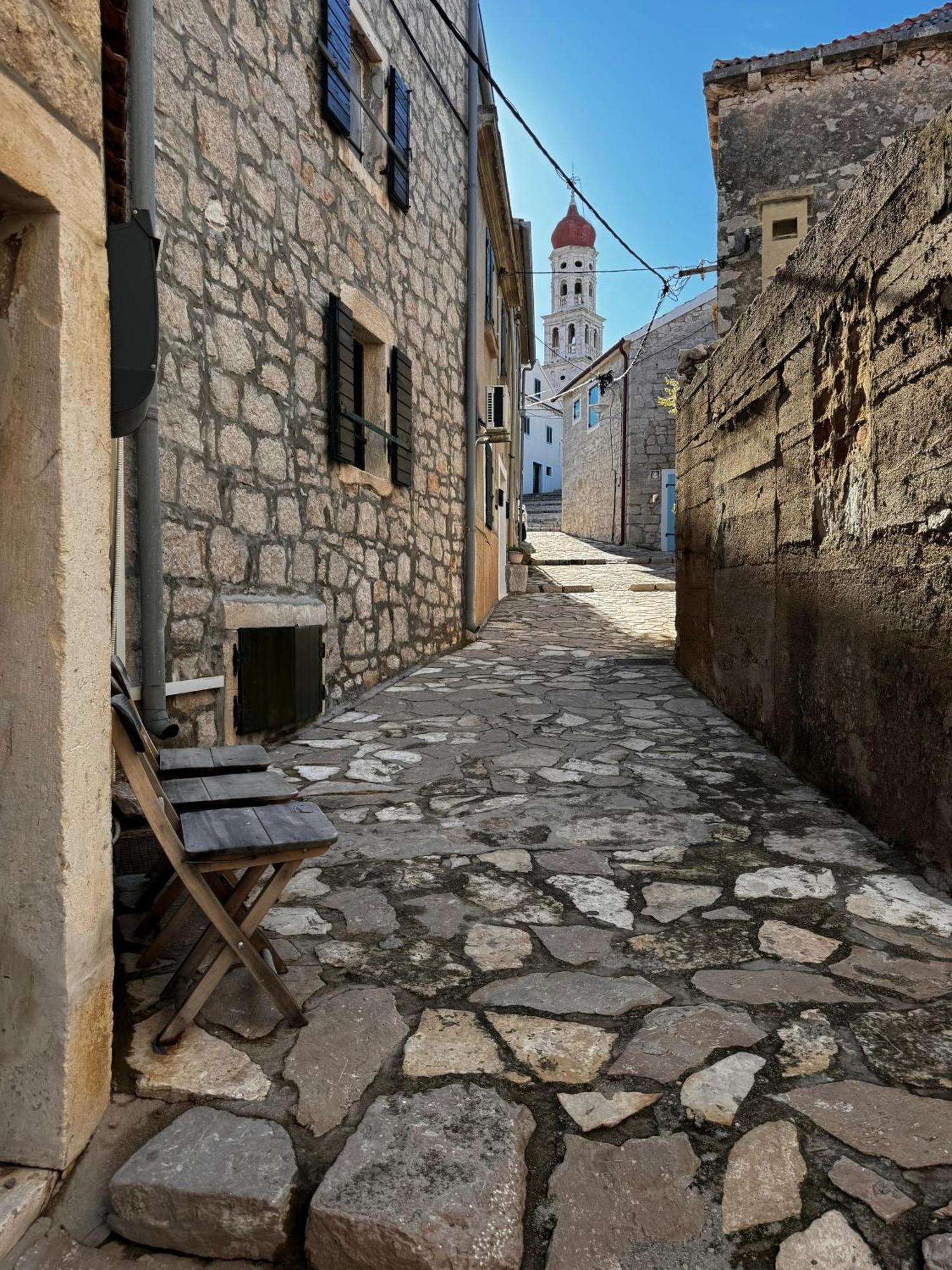 Apartments Voltera Parking Space Near The House Betina  Exterior photo