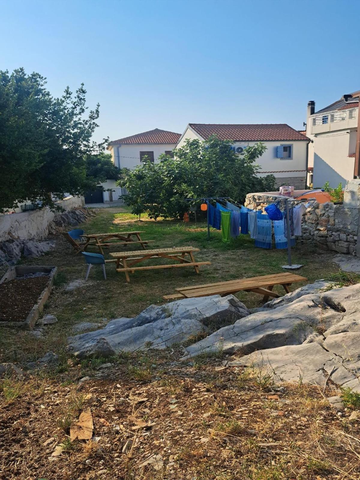 Apartments Voltera Parking Space Near The House Betina  Exterior photo